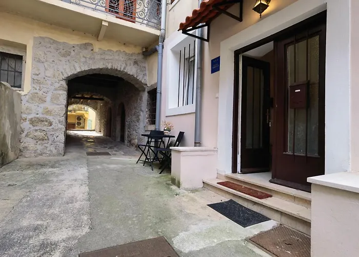 Apartment Near The Sea *